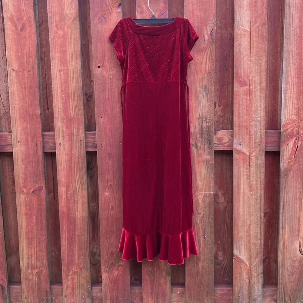 My Michelle Red Velvet Glitter Stripe Ruffle Formal Dress Size 14 Girls